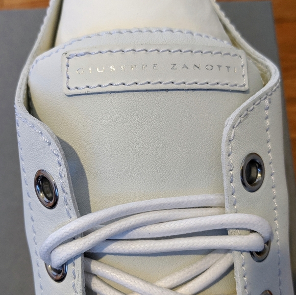 Giuseppe Zanotti "Blabber" Low-Top Sneakers White - Picture 5 of 8